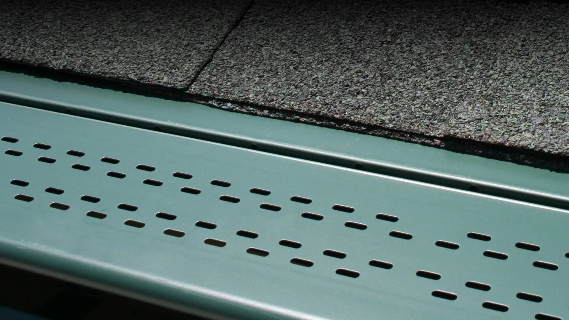 Leafree Gutters